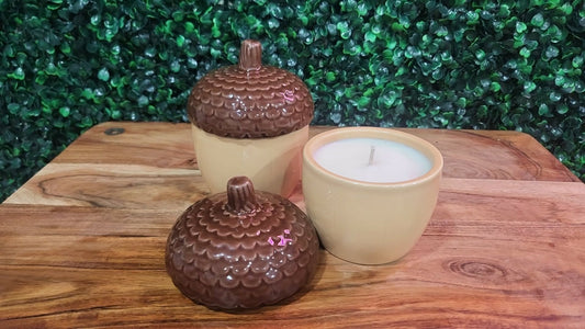 Autumn Cottage Acorn Candle