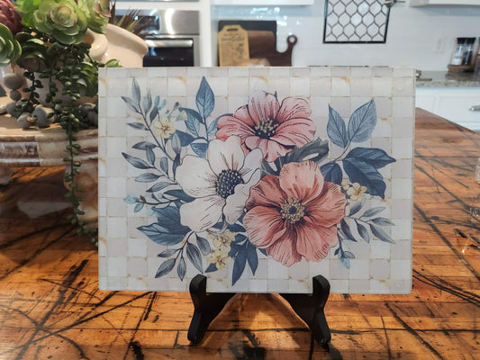 Anemone Textured Tempered Glass Cutting Board
